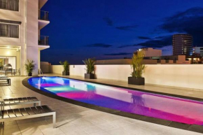 Darwin luxury apartment Darwin